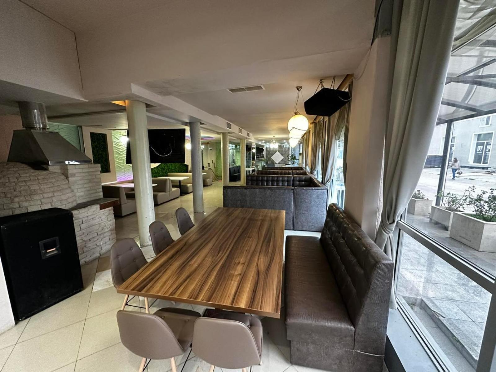 Danita Apartments & Diva Restaurant Bbq&Pool Bar Варна Экстерьер фото